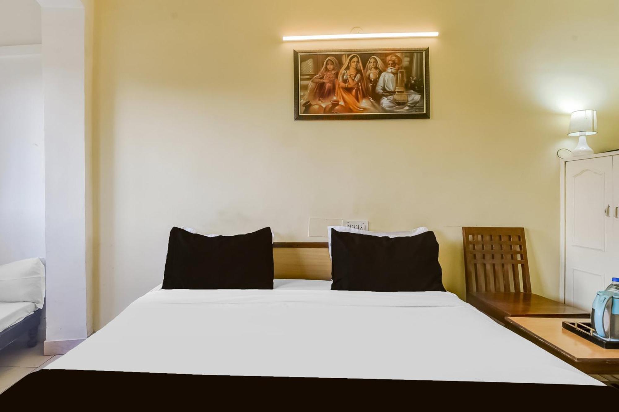 Super Collection O Sindhi Camp Formerly Hotel Paul Avenue Dźajpur Zewnętrze zdjęcie